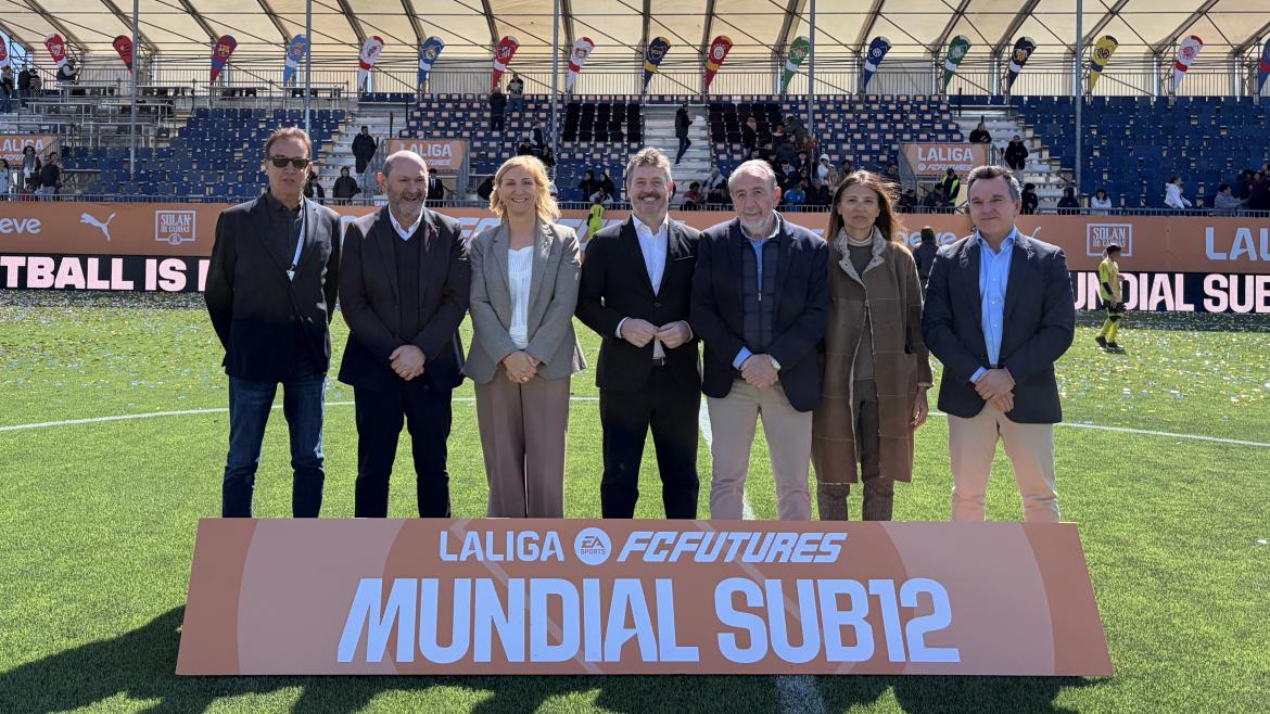 Mariano de Paco Serrano en la final del Mundial Sub 12 de fútbol 