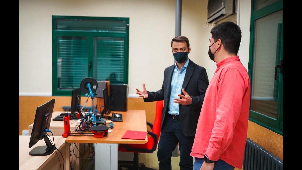 El director general de Juventud se ha reunido con el alcalde de Colmenar Viejo