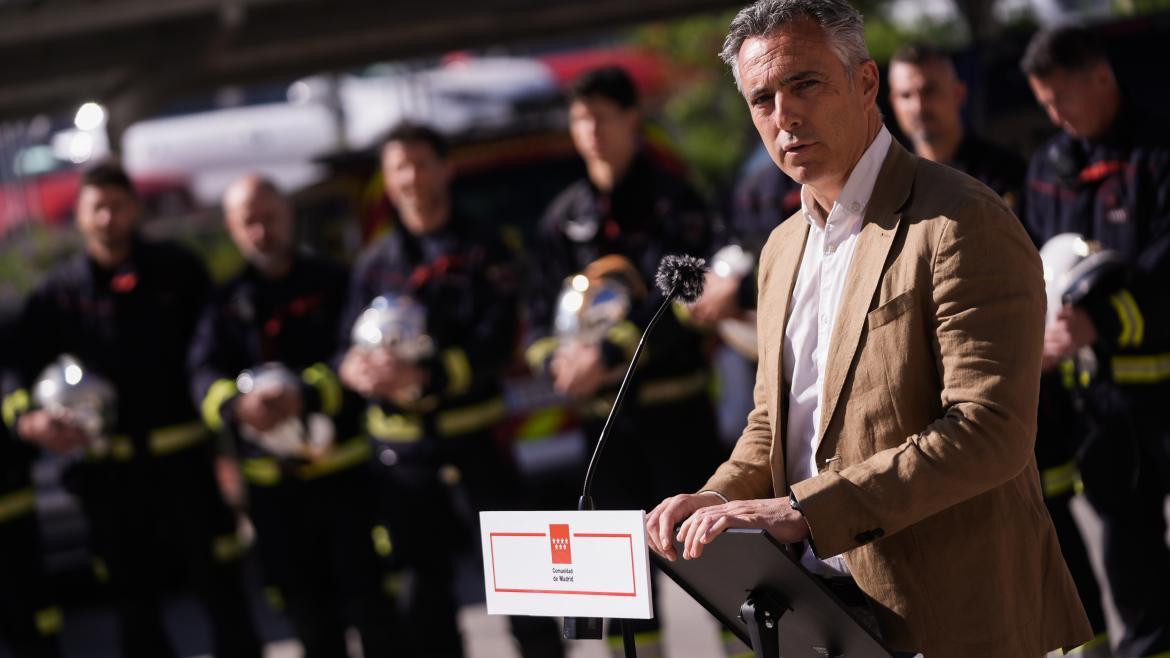 El consejero Carlos Novillo explica las intervenciones de Bomberos en accidentes de tráfico en 2024