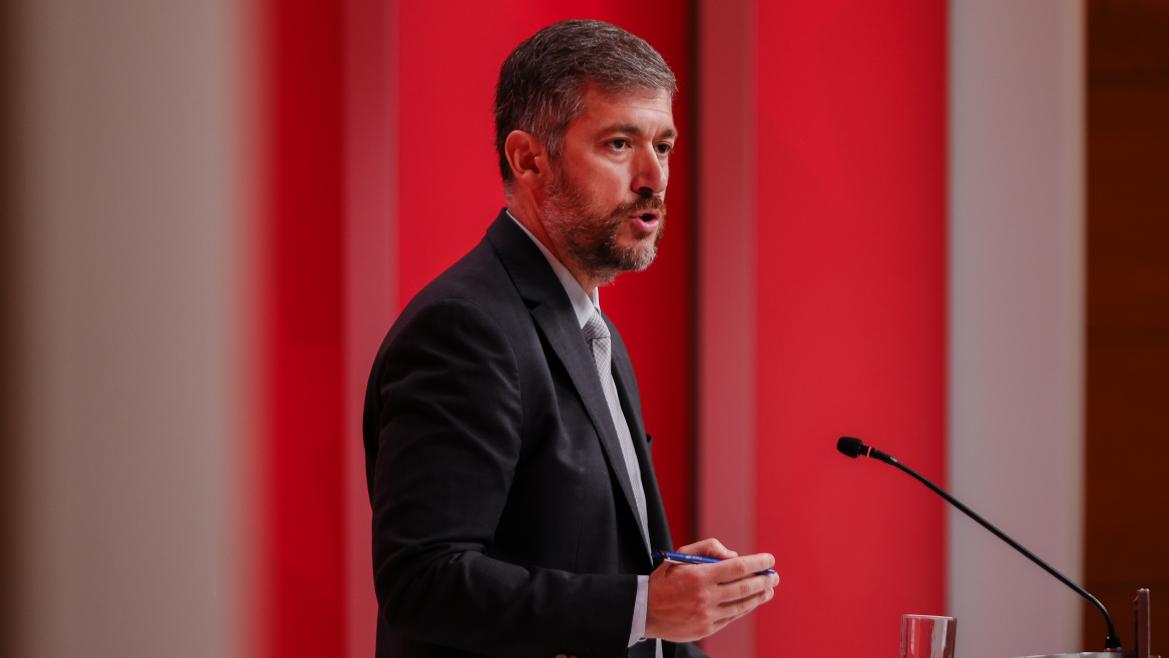 García Martín en rueda de prensa El portavoz Miguel Ángel García Martín atiende a los medios de comunicación desde la Real Casa de Correos