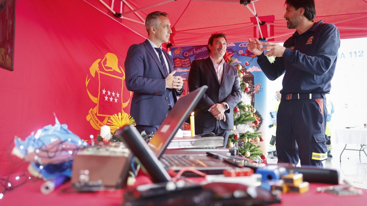 Novillo presenta la campaña informativa #NavidadSegura El consejero Carlos Novillo durante la presentación de la campaña informativa #NavidadSegura