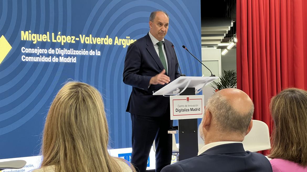 El consejero Miguel López-Valverde durante el I Foro de Administraciones Públicas
