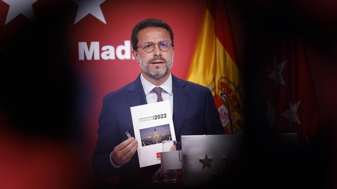 Proyecto de Presupuestos 2022 Primer plano del consejero Javier Lasquetty