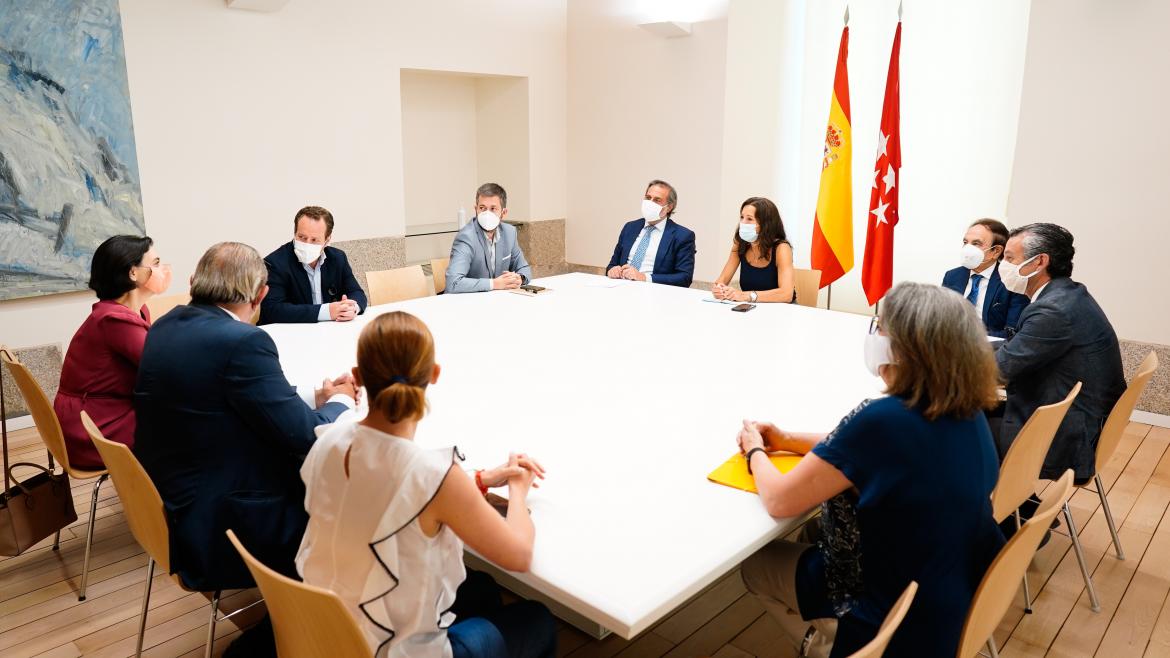 Imagen de la reunión mantenida