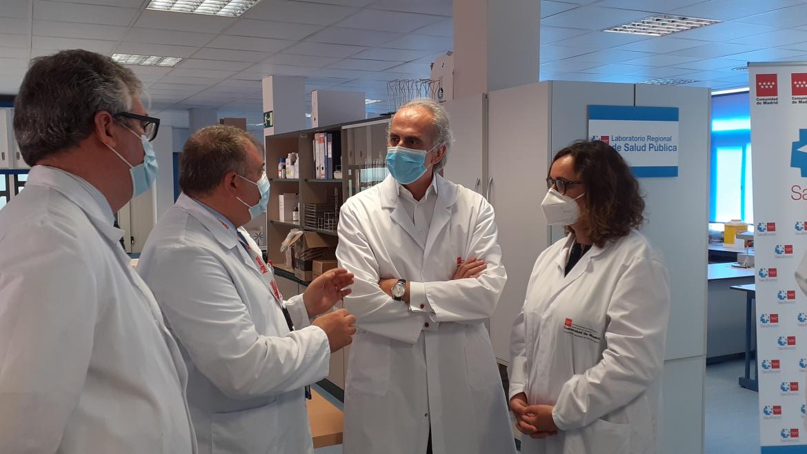 Ruiz escudero durante la visita