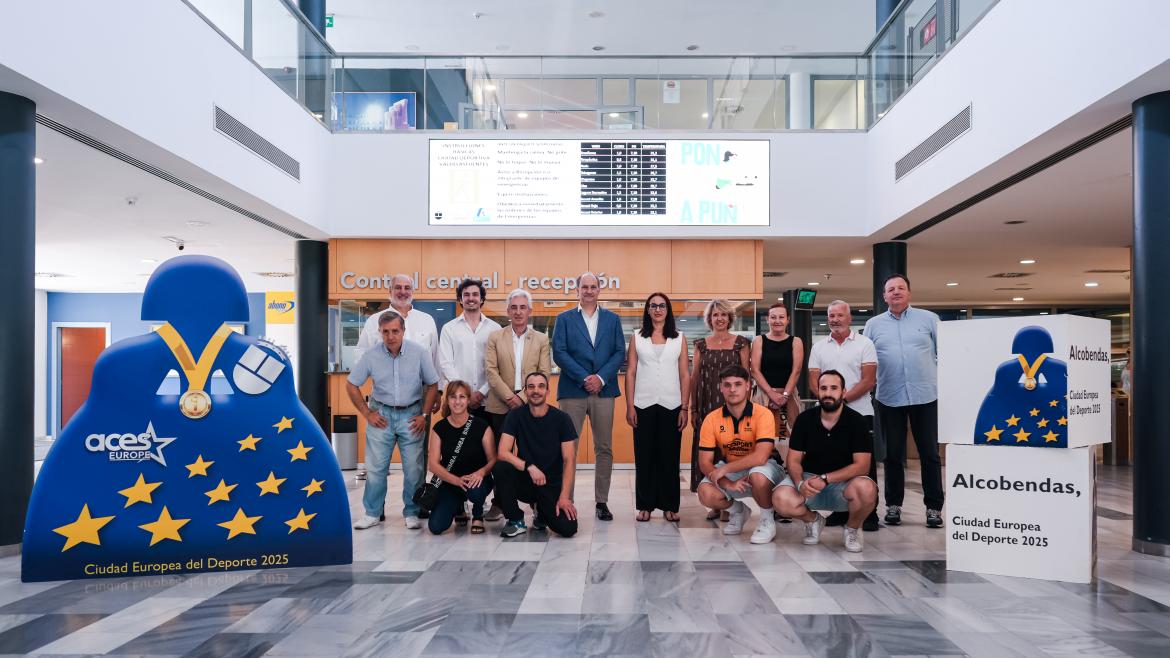 La Comunidad de Madrid lanzará por primera vez una línea de ayudas para que las entidades deportivas formen a los ciudadanos en competencias digitales Miguel López-Valverde en la Ciudad Deportiva Valdelasfuentes de Alcobendas