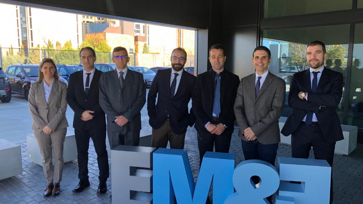 Manuel Giménez presenta el Plan Industrial 2020-2025 a la Asociación de Empresarios del Henares Manuel Giménez con la Asociación de Empresarios del Henares
