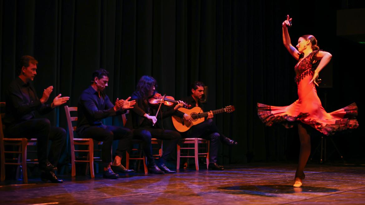 Actuación durante la presentación