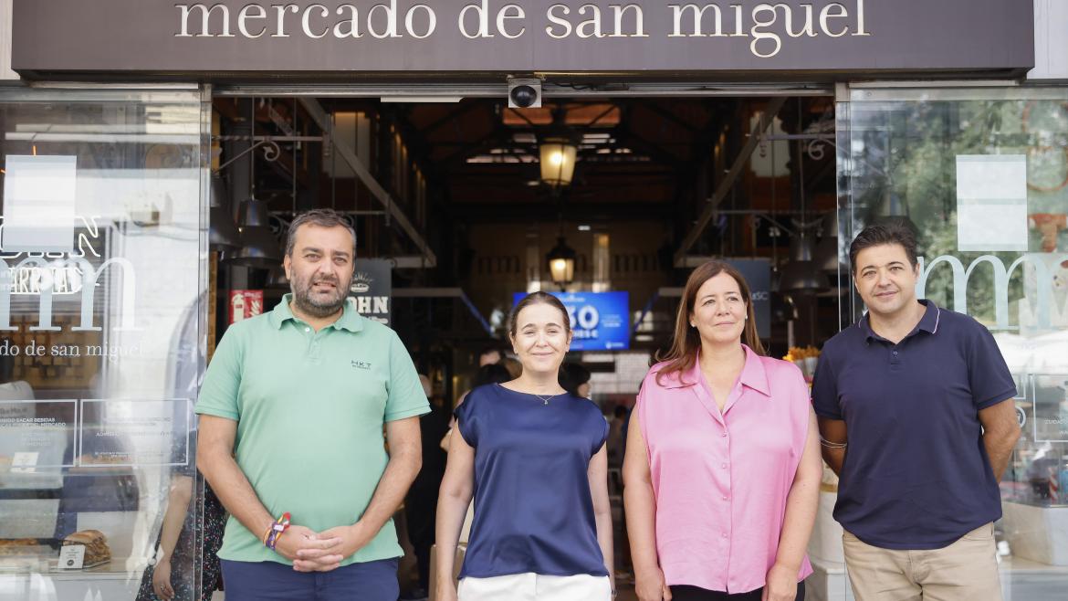 La Comunidad de Madrid destaca el valor de la gastronomía como experiencia turística Marta Rivera de la Cruz en el Mercado de San Miguel