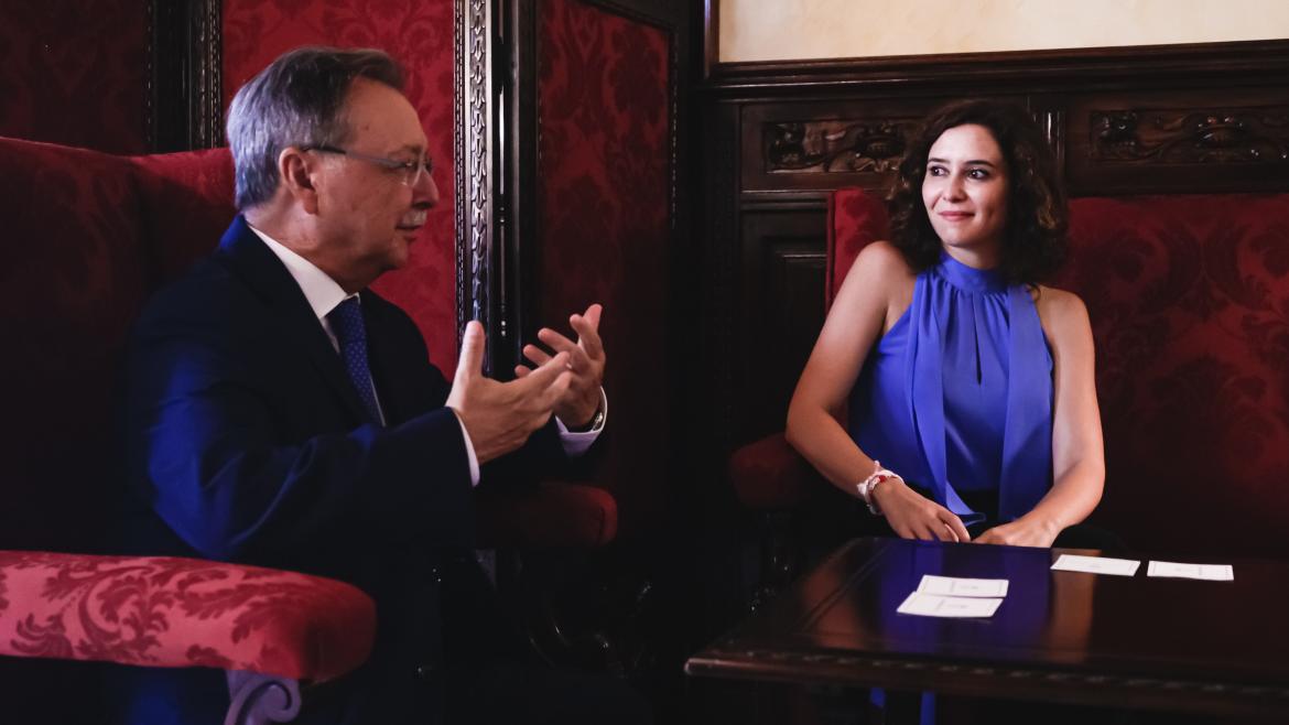 Díaz Ayuso se reúne en Ceuta con su homólogo en la ciudad autónona, Juan Jesús Vivas Isabel Díaz Ayuso junto a Juan Jesús Vivas