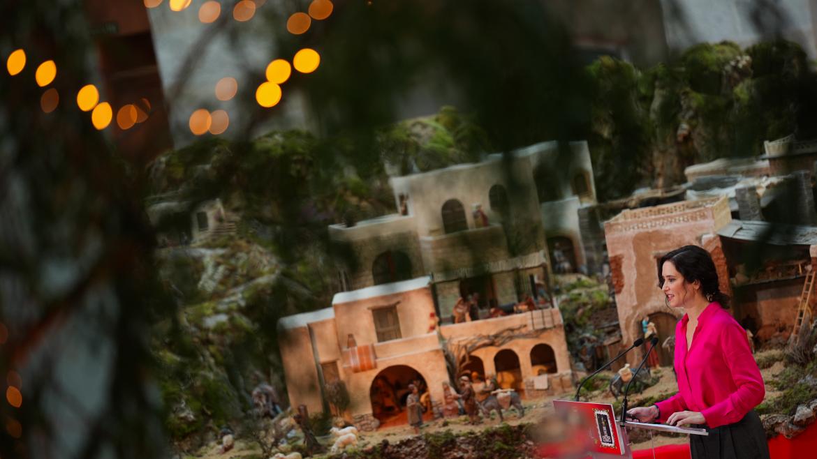 La presidenta Isabel Díaz Ayuso durante la inauguración del tradicional Belén