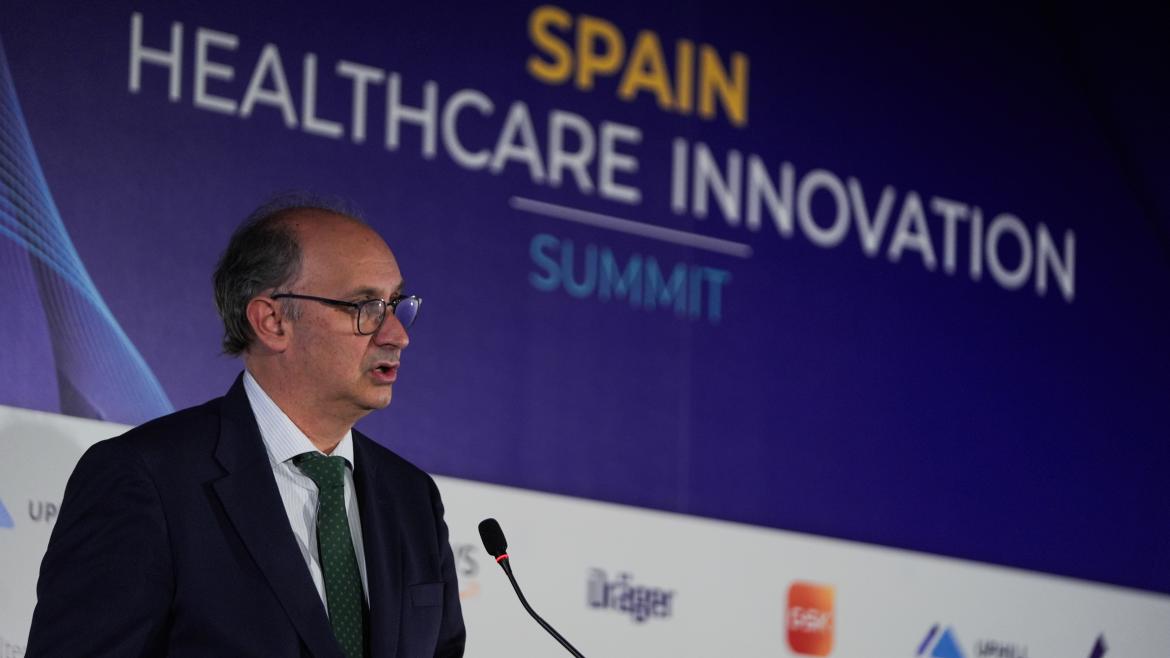 El consejero Miguel López-Valverde durante la inauguración del Spain Healthcare Innovation Summit 2024