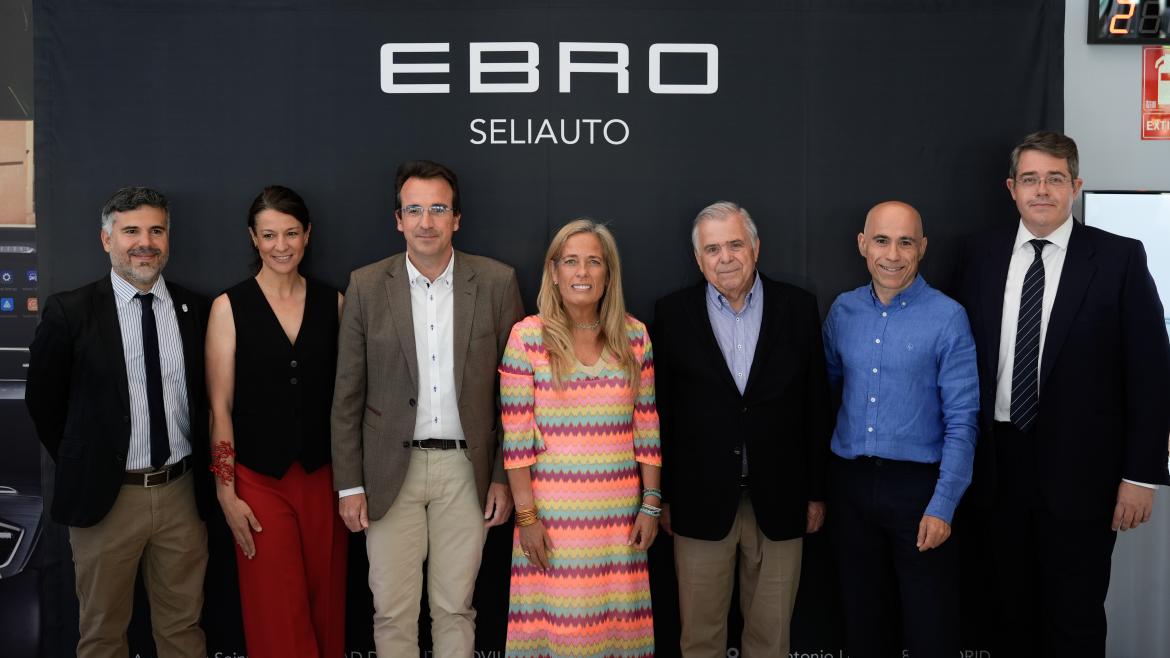 La Comunidad de Madrid concentra el 30% del negocio de venta y reparación de vehículos de toda España Rocío Albert durante su visita a la ciudad del automóvil de Leganés por su 35 aniversario