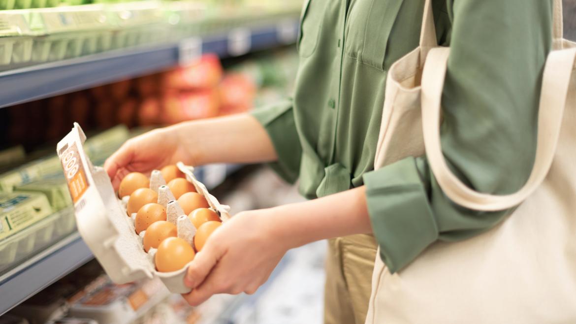 La Comunidad de Madrid recuerda la necesidad de extremar en verano las precauciones con las comidas envasadas o que contengan huevos frescos