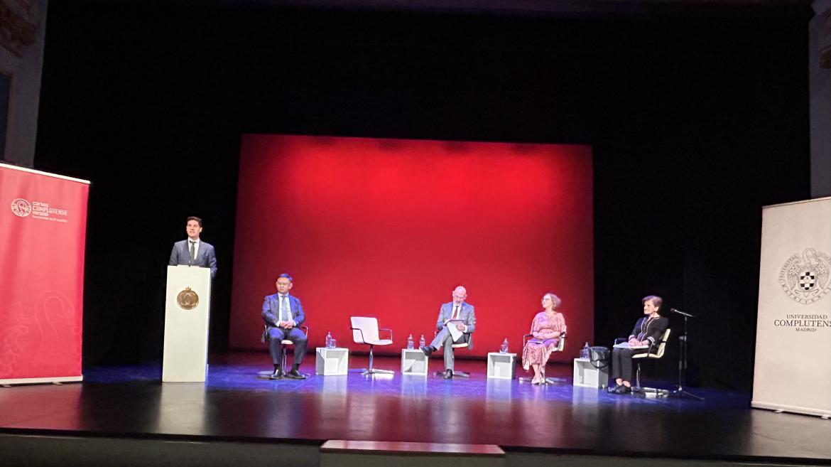 La Comunidad de Madrid acoge la XXXVIII edición de los Cursos de Verano de la Complutense El consejero de Educación