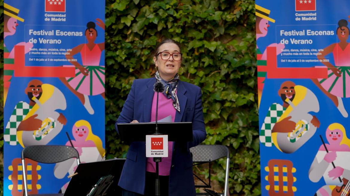 La Comunidad de Madrid celebra la cuarta edición de su Festival Escenas de Verano con más de 200 actividades en un centenar de municipios La consejera Marta Rivera durante el acto