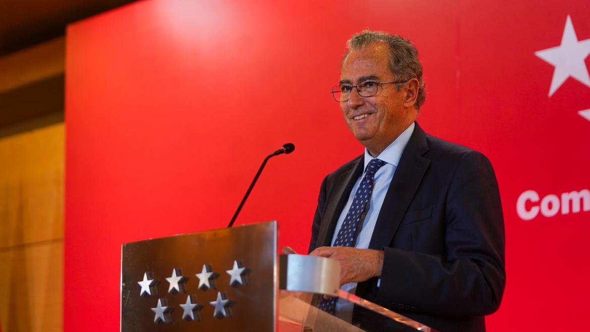 El vicepresidente en funciones durante la rueda de prensa