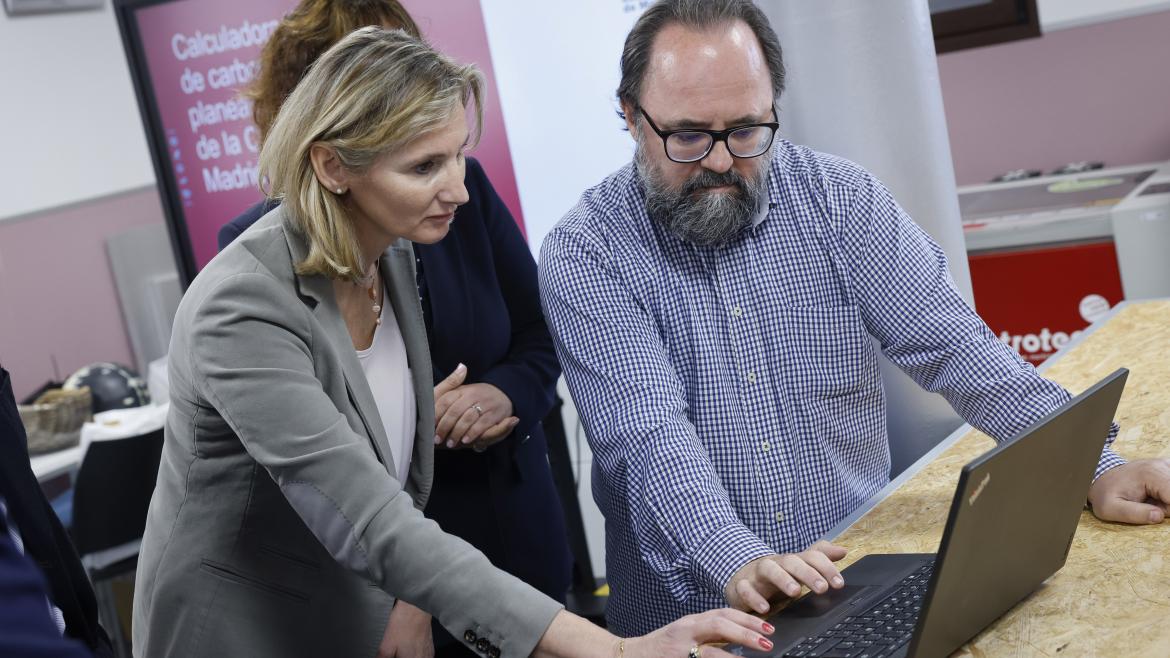 La consejera Paloma Martín visita la Universidad Nebrija