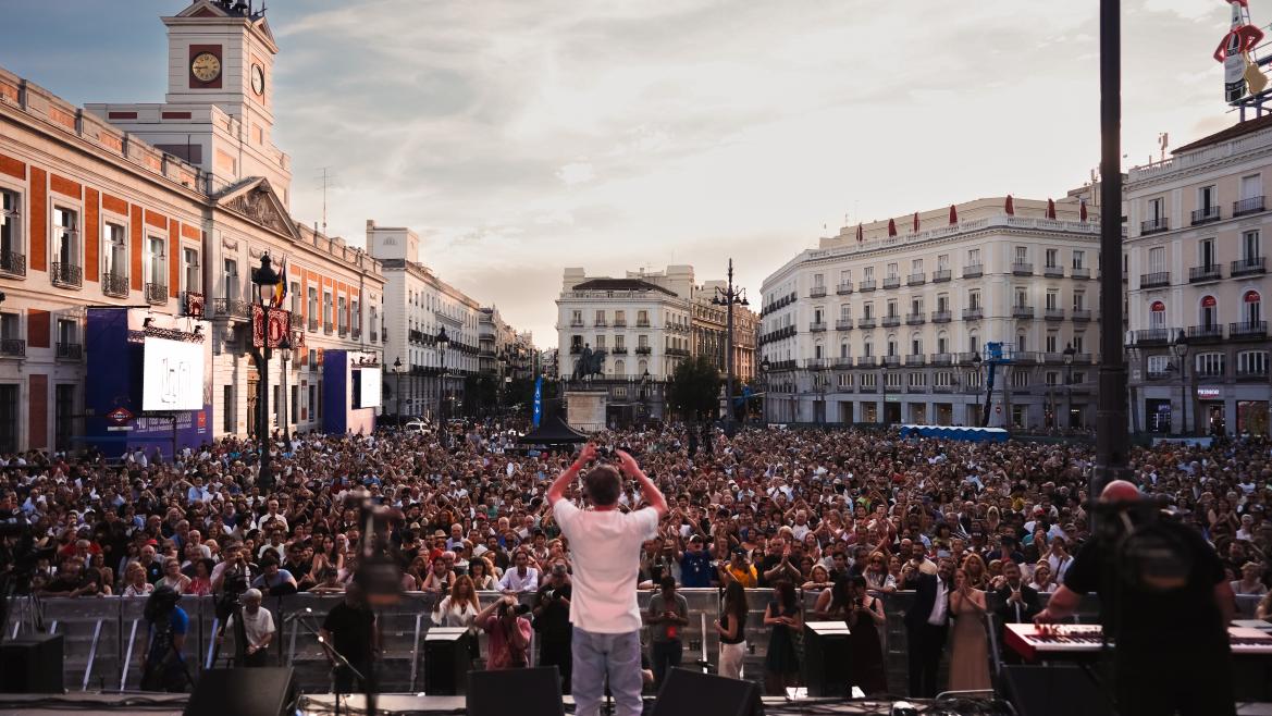 La Comunidad de Madrid celebra con un concierto los 40 años de la Real Casa de Correos como sede del Gobierno regional Concierto Puerta del Sol