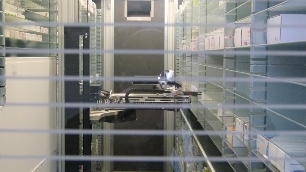 Robot en almacén