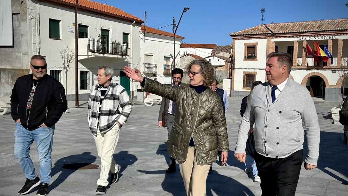 El viceconsejero en la visita