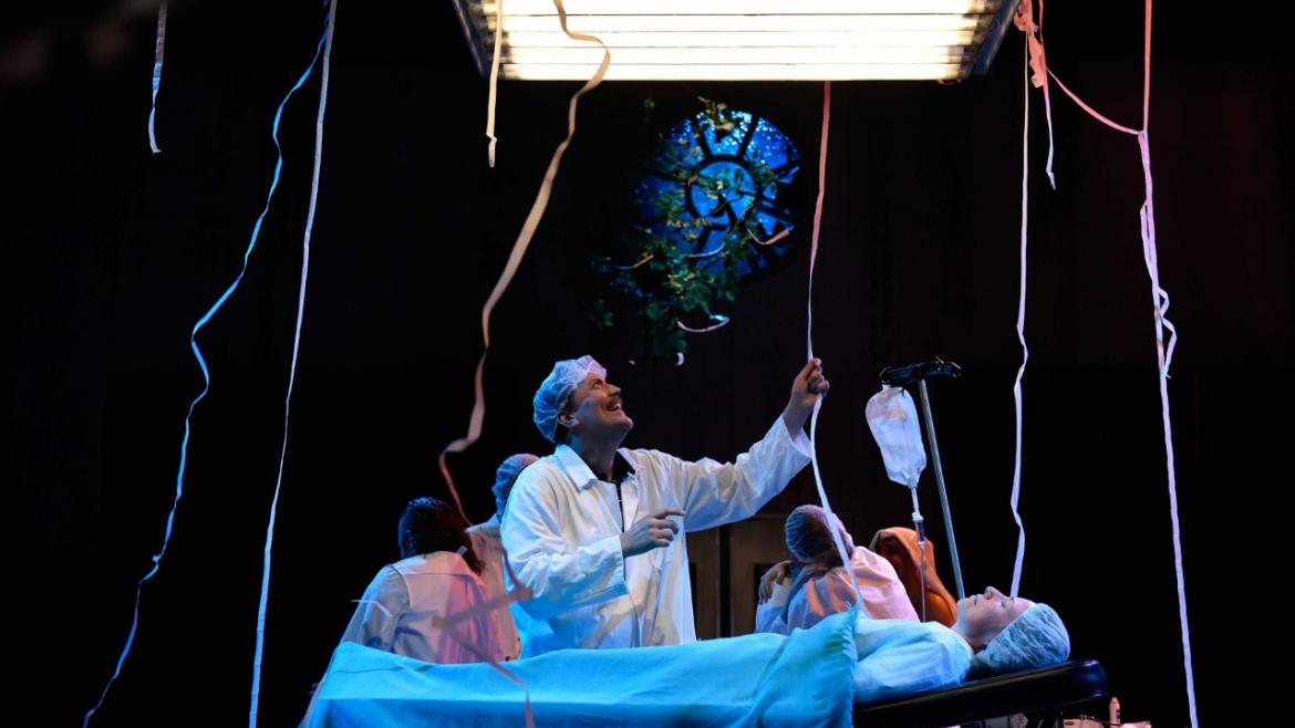 Chiens de Navarre, Mar Aguiló, Dead Centre o Juan Mayorga en la programación escénica de la Comunidad de Madrid Una de las escenas de Chiens de Navarre