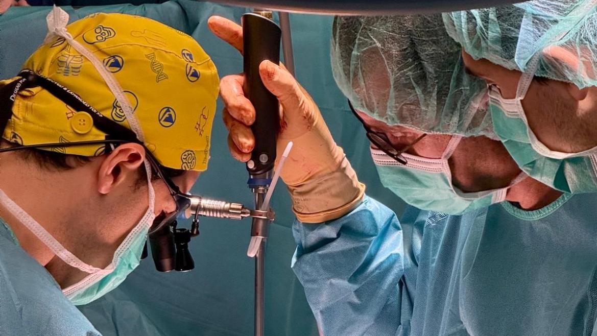 Cirujanos pediátricos del Hospital Universitario La Paz