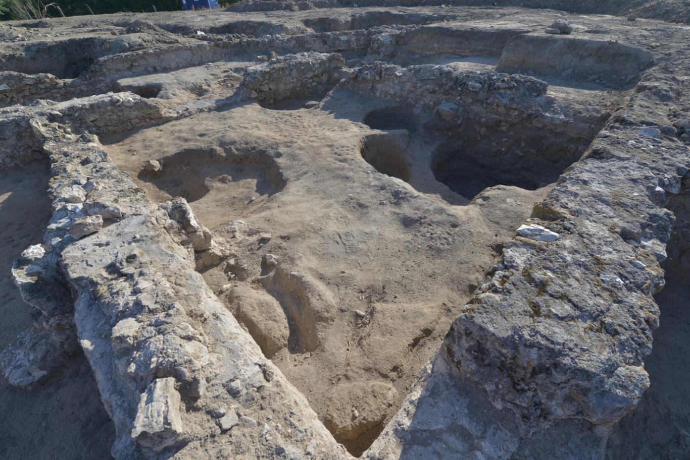 Imagen de detalle de las estructuras de la villa