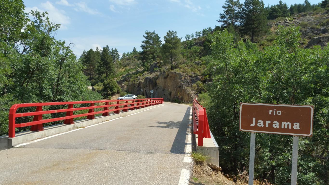 Puente sobre el río Jarama