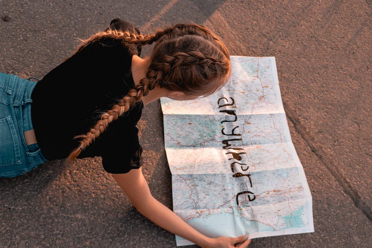 Niña mapa Foto niña mapa