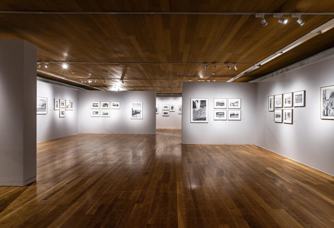 Panorámica de la sala de exposiciones Exposición Javier Campano Barrios Madrid 1976-1980