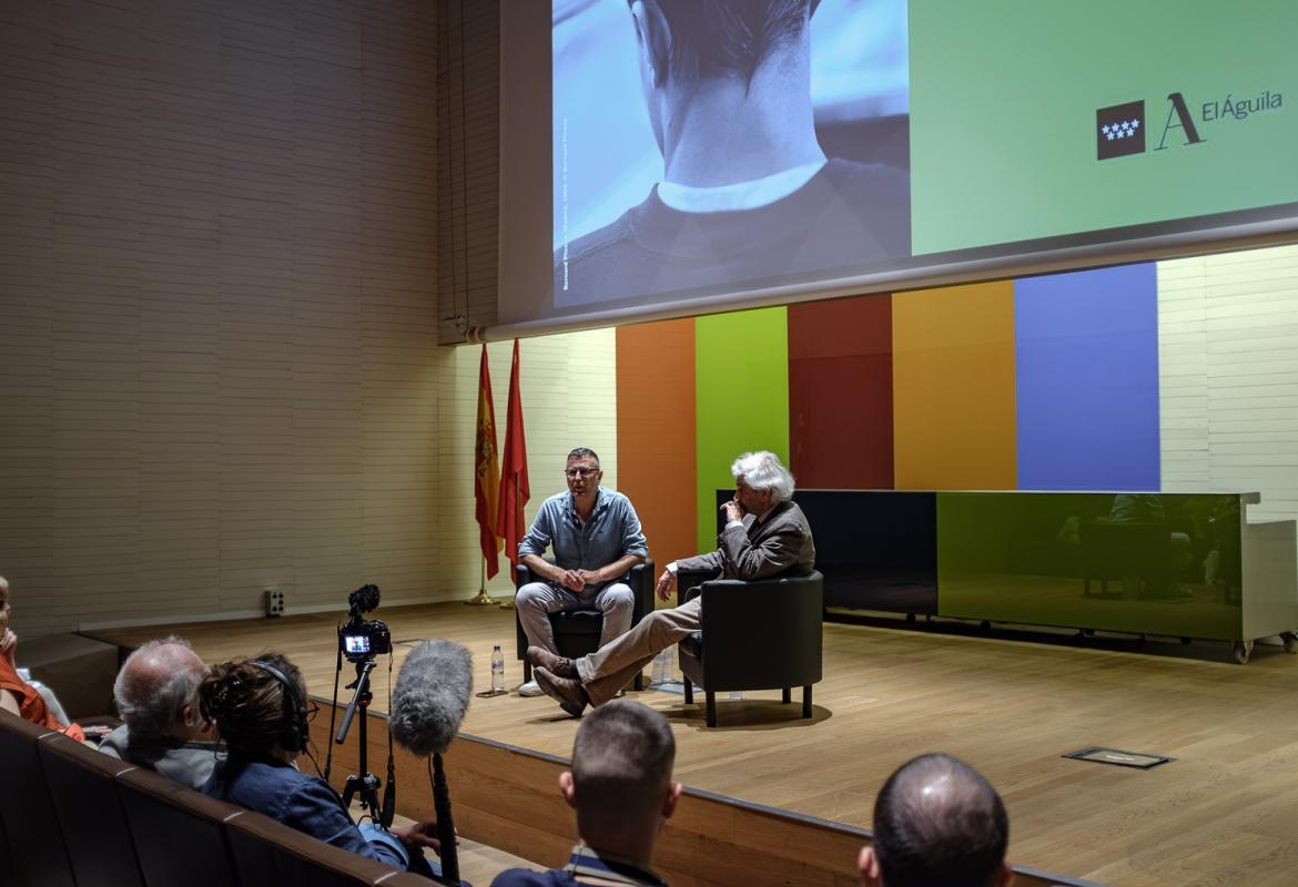 Encuentro con Bernard Plossu en el auditorio Lolita Franco del complejo cultural El Águila