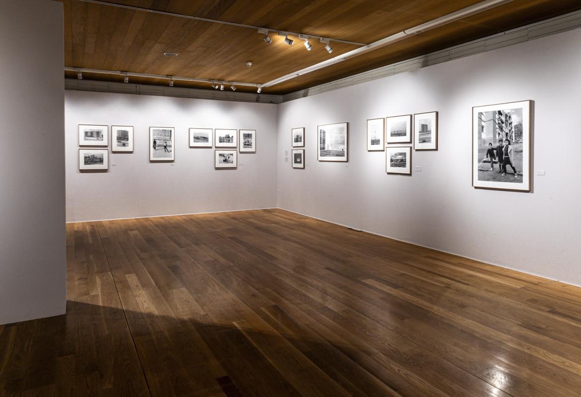 Panorámica de la sala de exposiciones Exposición Javier Campano Barrios Madrid 1976-1980