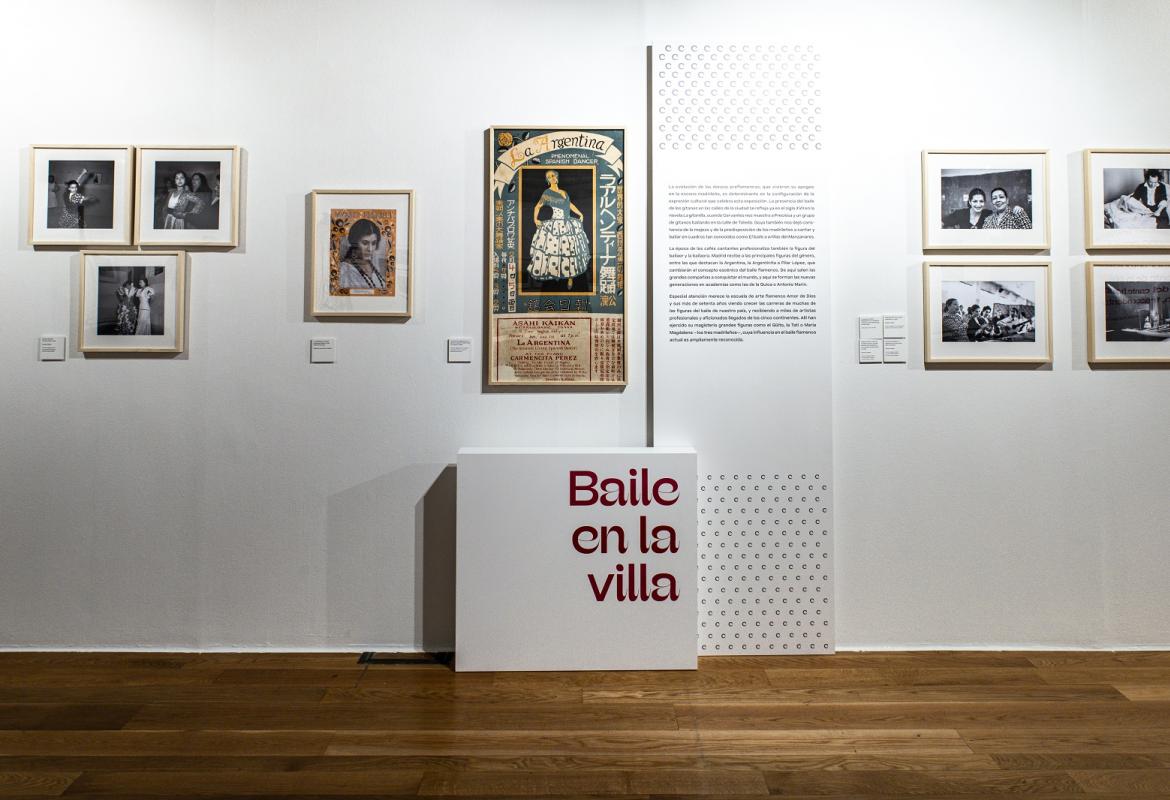 Panorámica de la sección Baile en la villa de la exposición