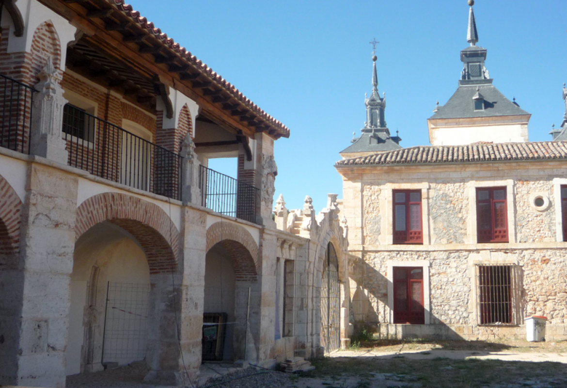 Caballerizas del Palacio de Goyeneche