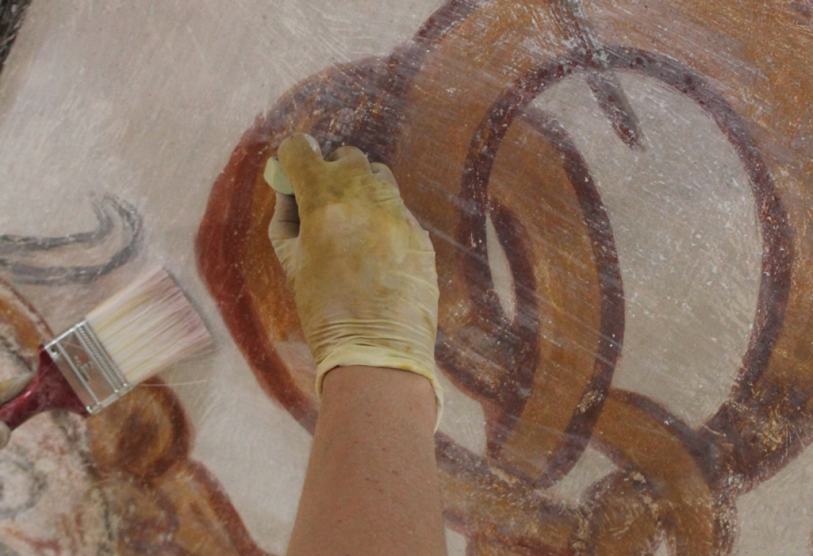 Pinturas murales de las bóvedas del presbiterio y crucero de la iglesia parroquial de Nuestra Señora de la Asunción