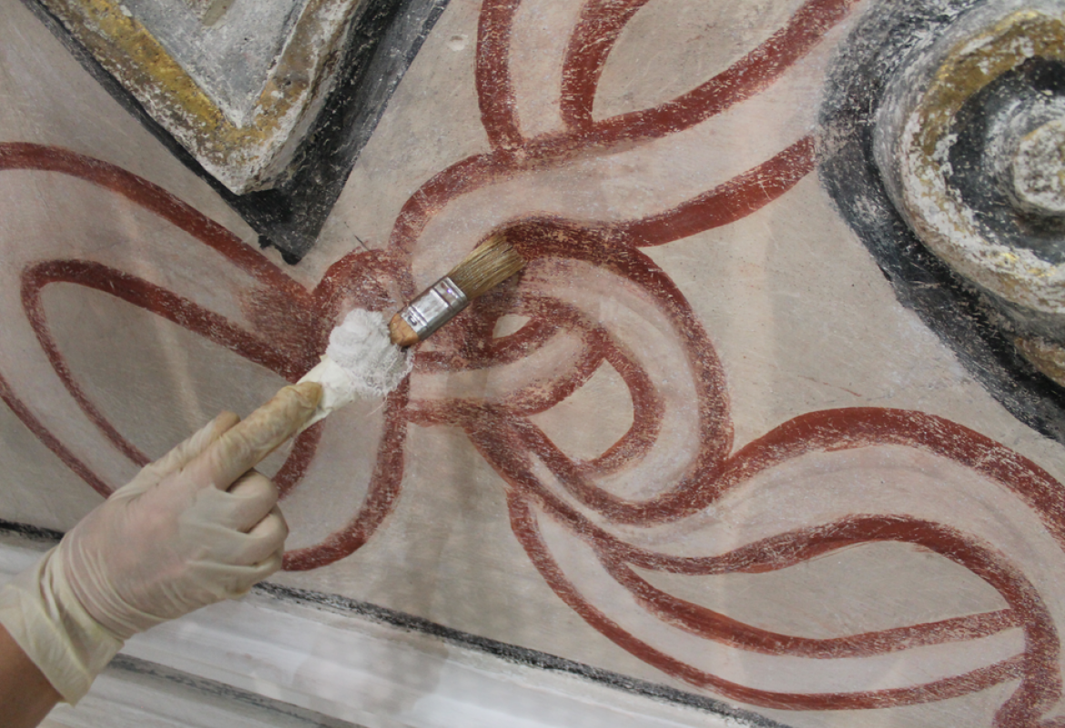 Pinturas murales de las bóvedas del presbiterio y crucero de la iglesia parroquial de Nuestra Señora de la Asunción