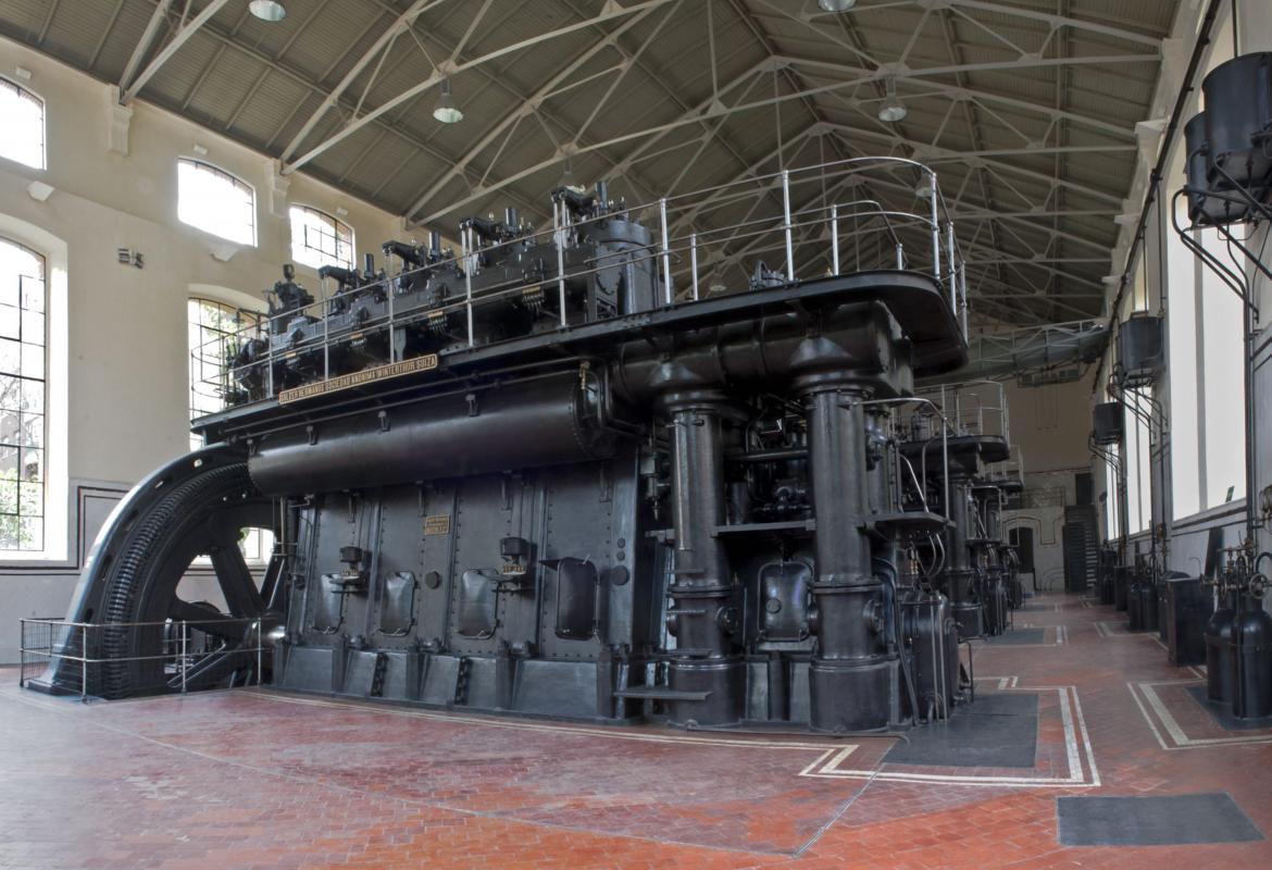 Sala de máquinas de la Antigua Central Eléctrica de Pacífico, en Madrid La Antigua Central Eléctrica de Pacífico, en Madrid