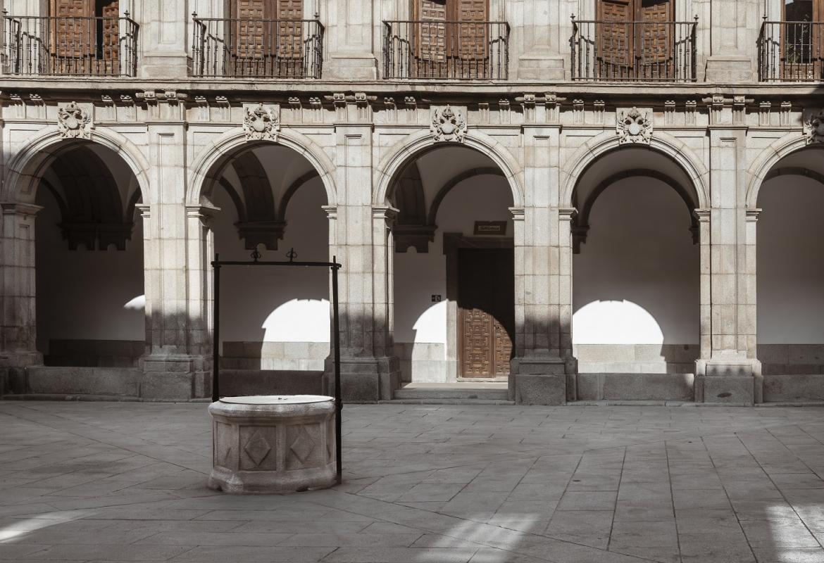 IES San Isidro. Miguel Ángel Camón Patio del Instituto Enseñanza Secundaria San Isidro