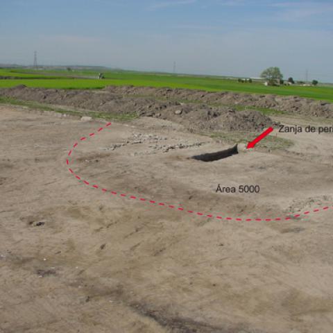 Imagen de vista del yacimiento con zanja de peritación en El Baldío