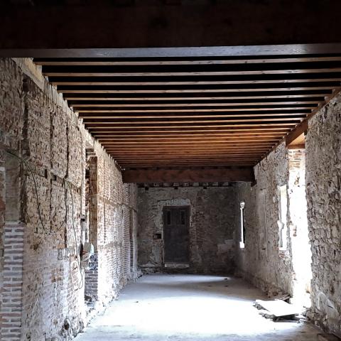 Vista de la galería norte con los forjados restaurados