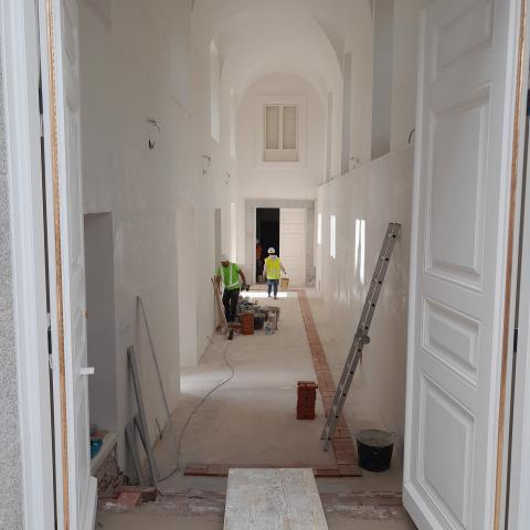 Intervención en la galería del palacio imagen de la galería durante la intervención