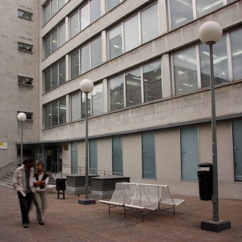 Manuel Alvar exterior