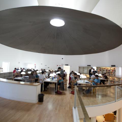Biblioteca Pedro Salinas (Centro)